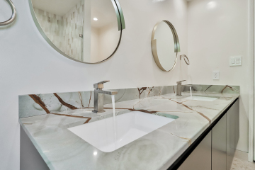 Bel-Air-2024-Primary-Bathroom2-Resized